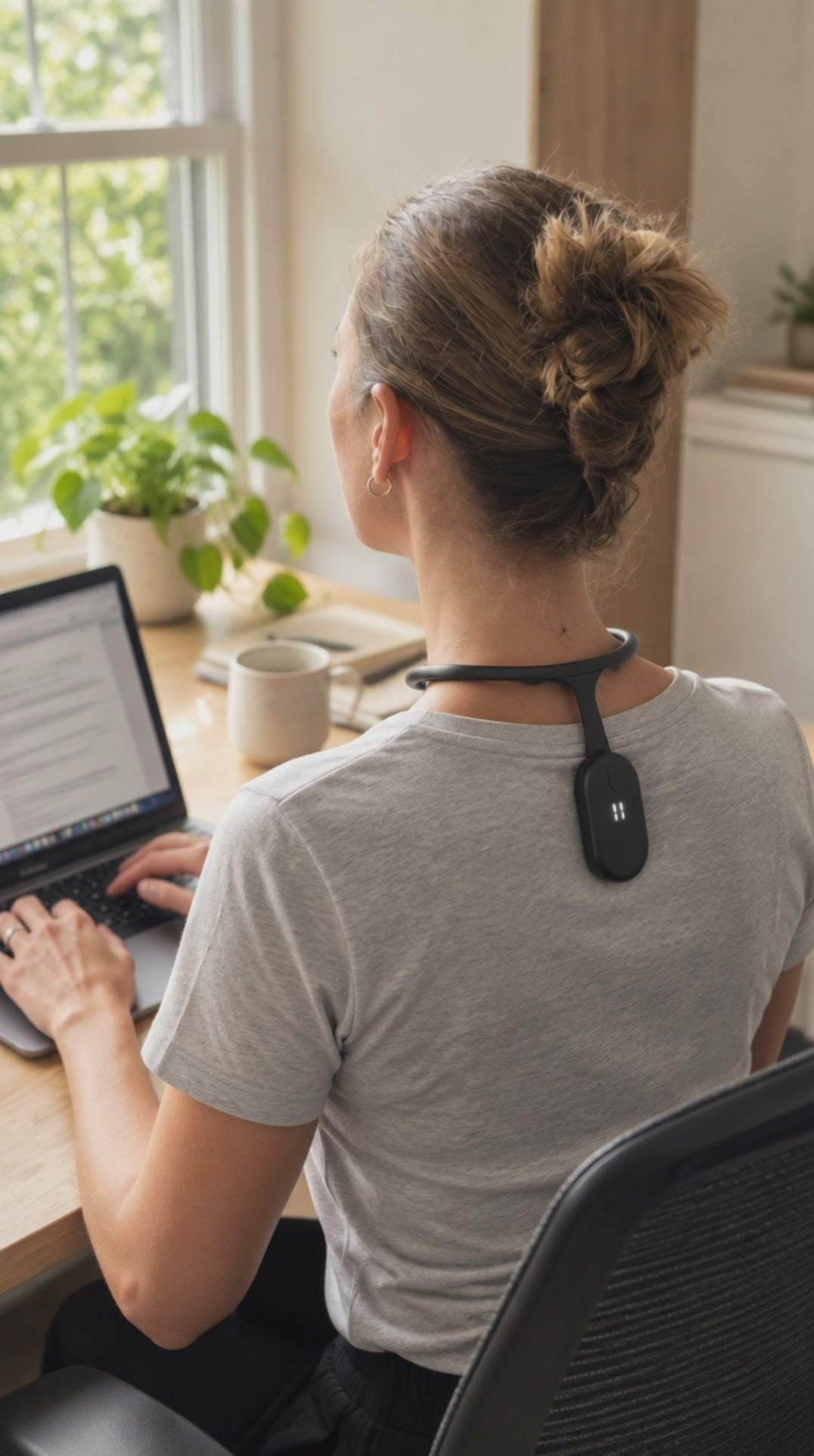 Neck Posture Reminder – Compact Wearable Device for Everyday Use